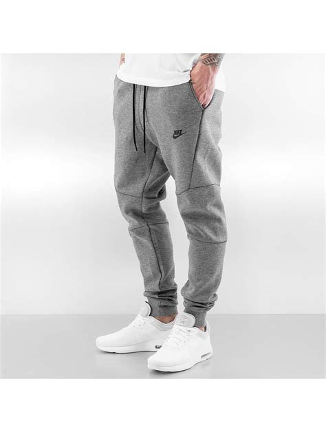 graue jogginghose nike herren anpassen|Grau Jogginghosen .